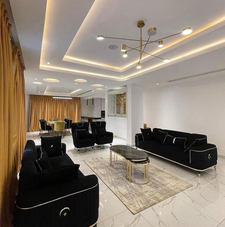 Home in Galadima · 4 bedrooms · 4 beds · 4.5 baths